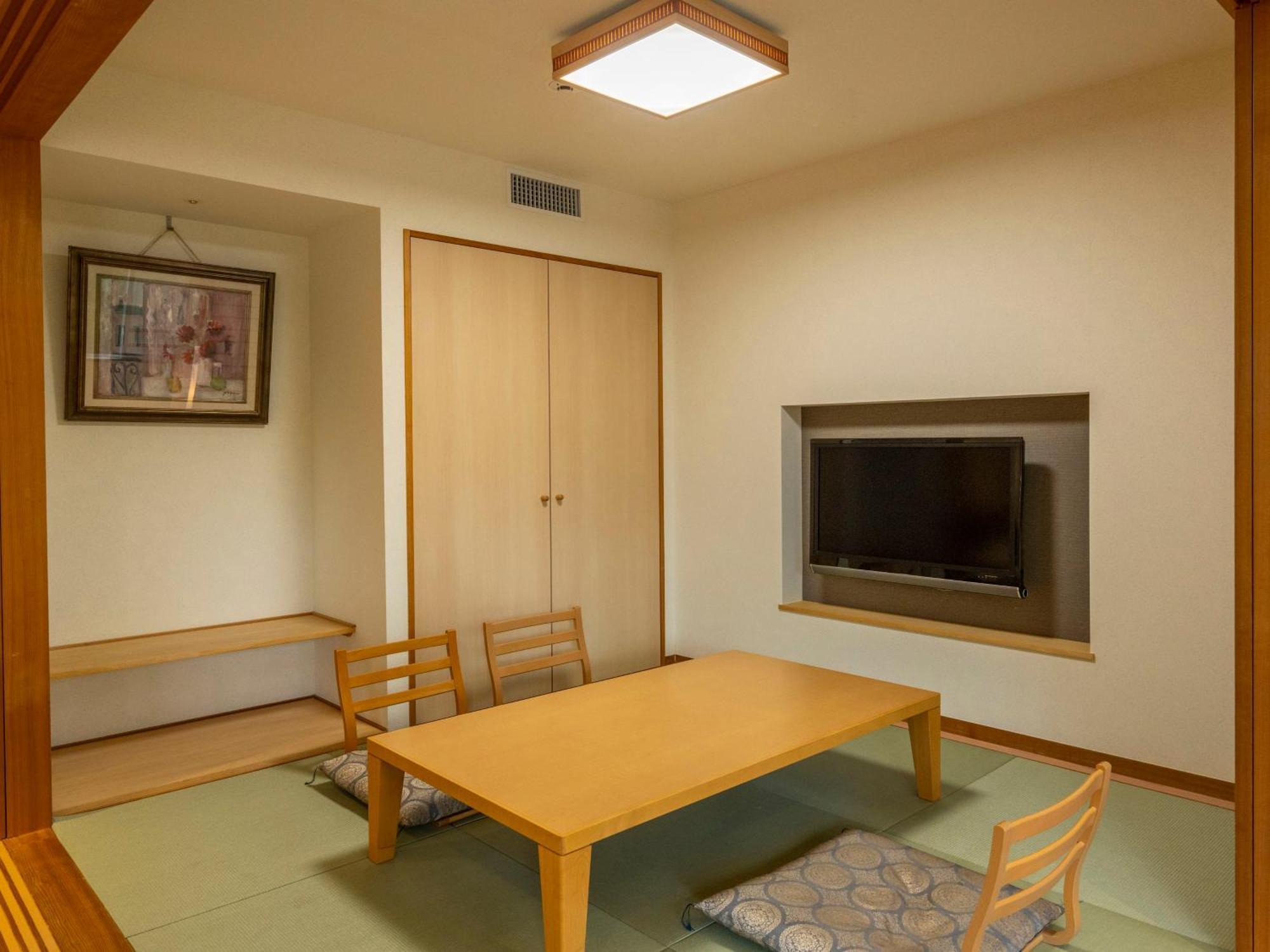 旅館 亀の井ホテル 鴨川
